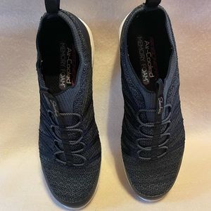 Women’s Sketchers Arya Flex Slip On Air Cooled Memory Foam Black Shoes size 9M